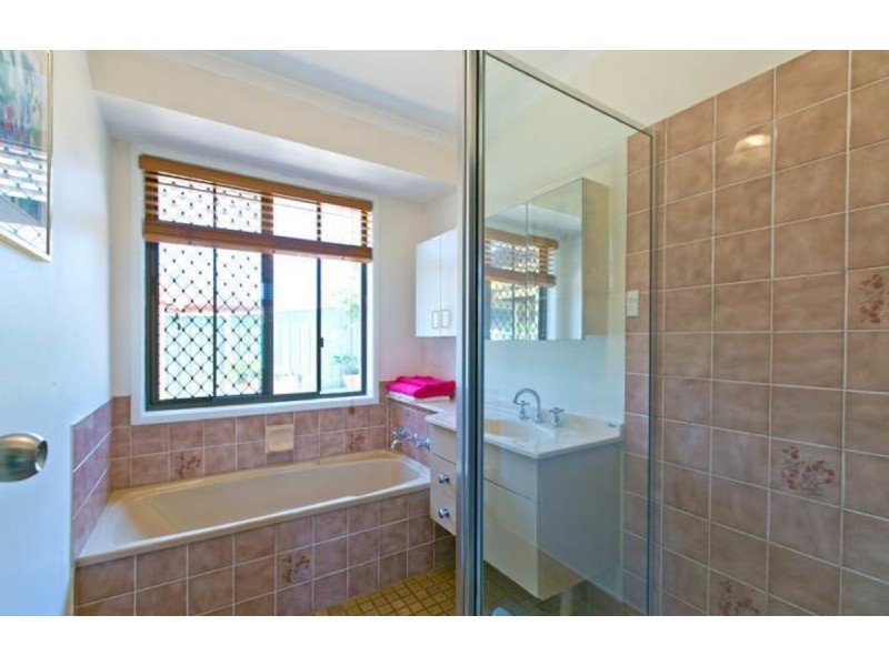 6 Curtis Court, Cleveland QLD 4163