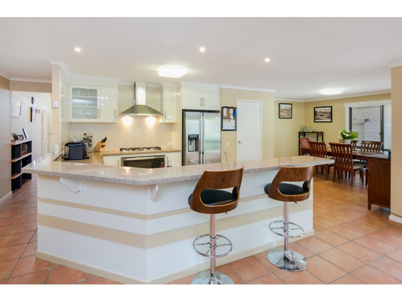 8 Flowers Street, Alexandra Hills QLD 4161