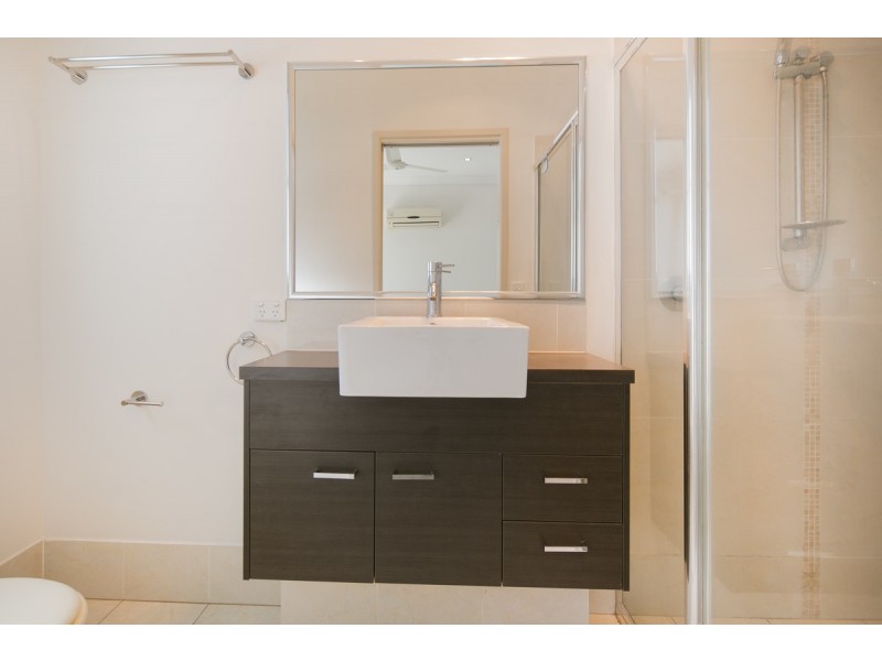 1/21 Bartlett Street, Morningside QLD 4170