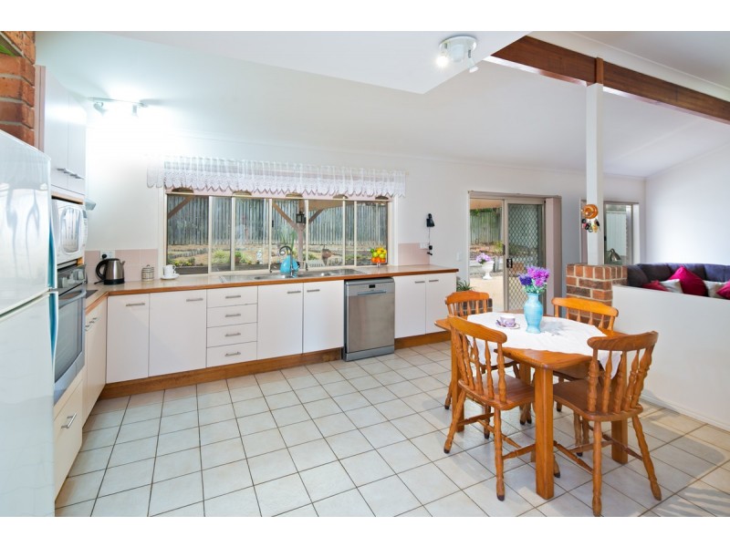 19 Chardonnay Court, Thornlands QLD 4164