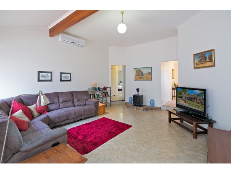 19 Chardonnay Court, Thornlands QLD 4164