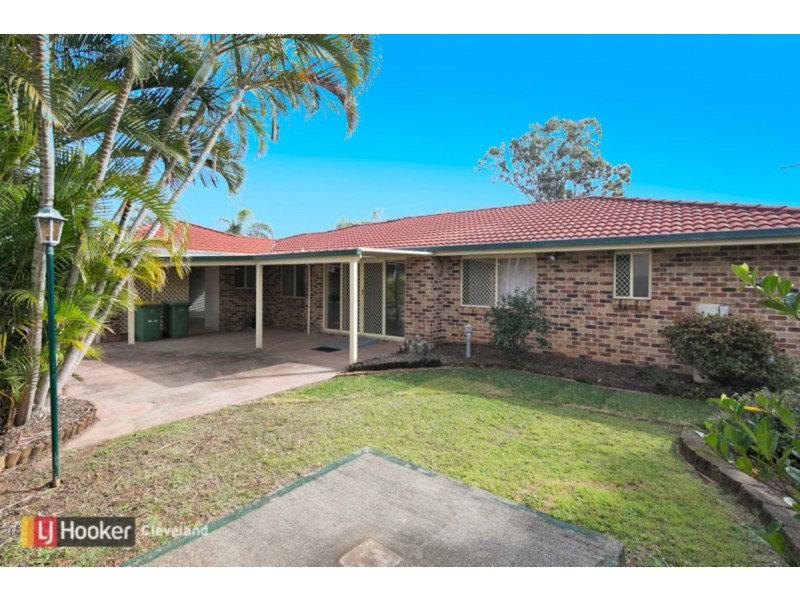 1 Falkirk Parade, Redland Bay QLD 4165