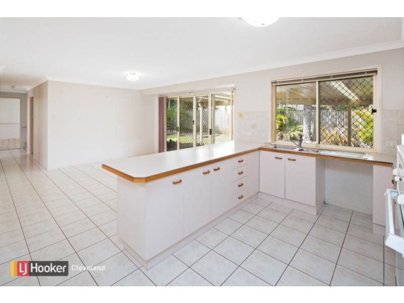 1 Falkirk Parade, Redland Bay QLD 4165