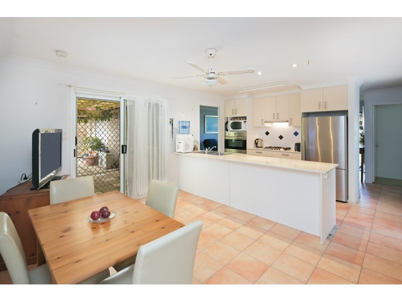 2 Wagtail Court, Victoria Point QLD 4165