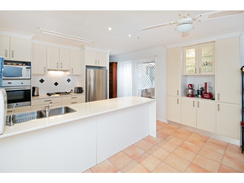 2 Wagtail Court, Victoria Point QLD 4165