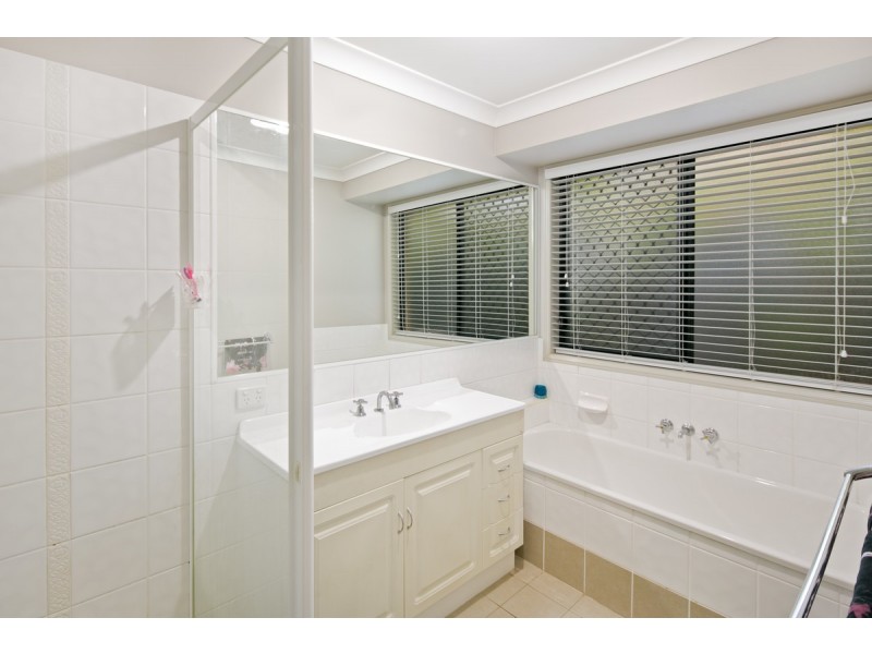 28 Lime Street, Redland Bay QLD 4165