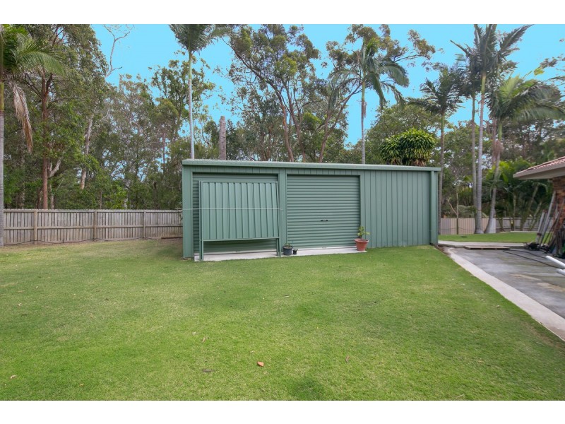 19 Lorikeet Drive, Thornlands QLD 4164