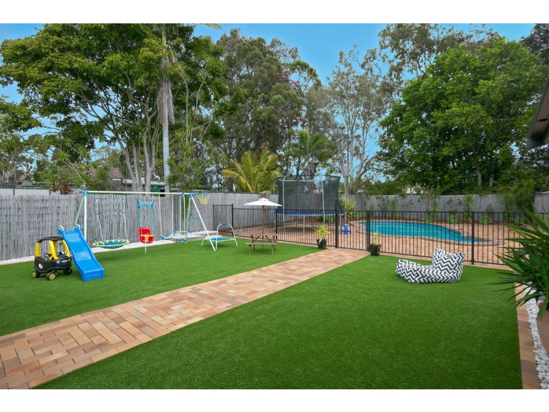 12 Sycamore Parade, Victoria Point QLD 4165