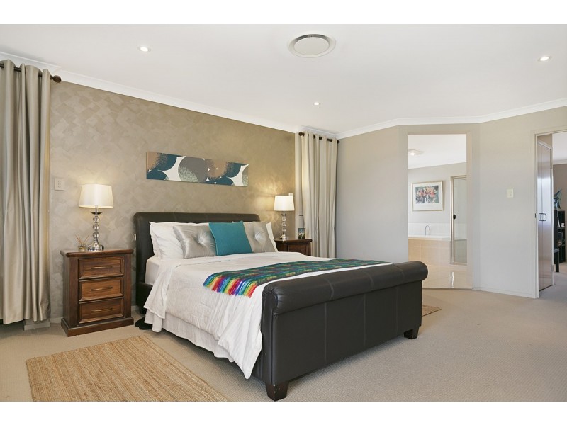 12 Macleay Place, Thornlands QLD 4164