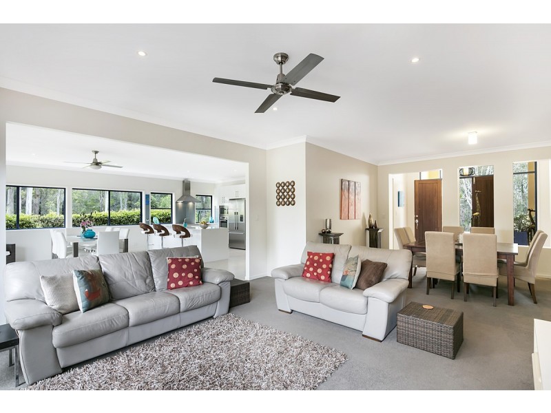 20 Darcelle Place, Ormiston QLD 4160