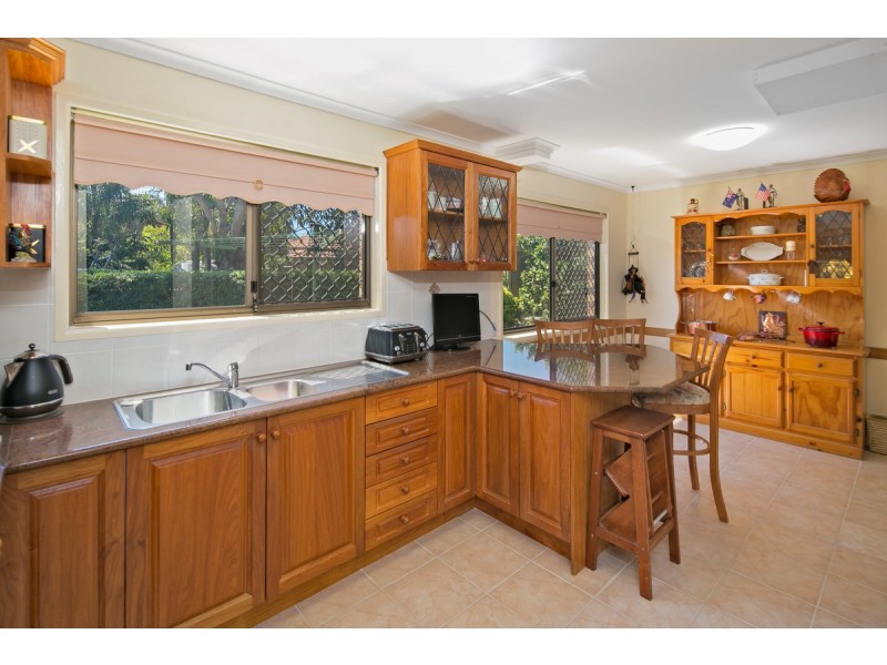 3 Vicki Place, Victoria Point QLD 4165