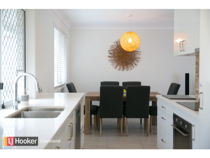 4 Parkview Avenue, Wellington Point QLD 4160