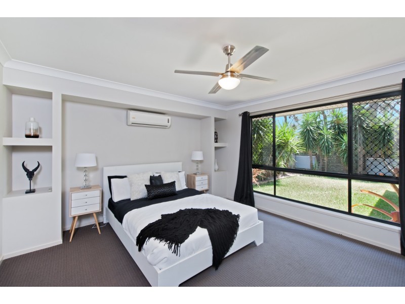 18 Hillcrest Street, Wellington Point QLD 4160