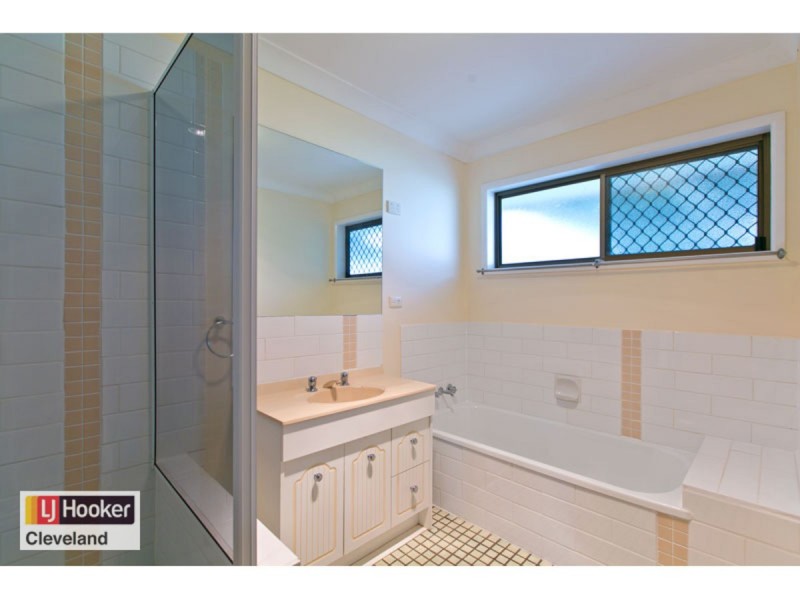 25 Waratah Avenue, Victoria Point QLD 4165