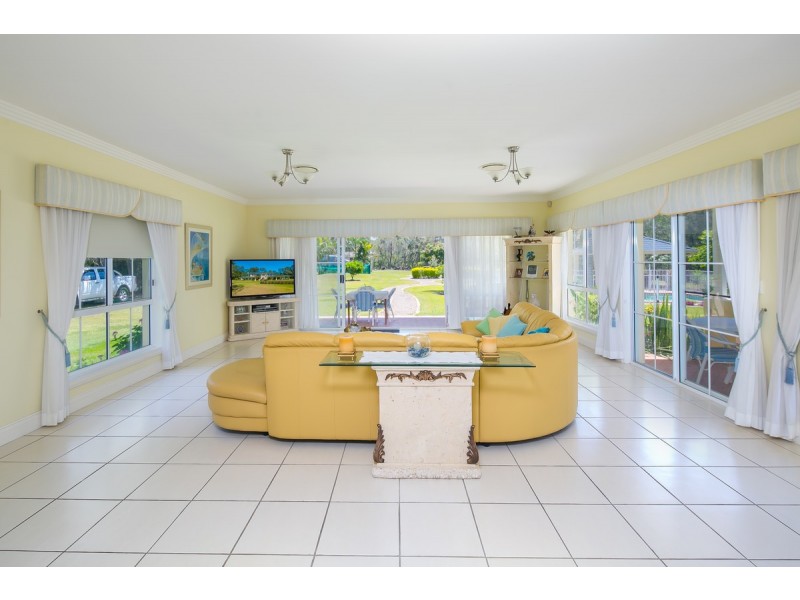 54 Marjorie Buckler Avenue, Redland Bay QLD 4165