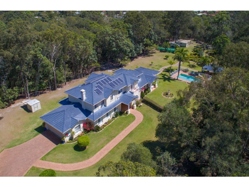 54 Marjorie Buckler Avenue, Redland Bay QLD 4165