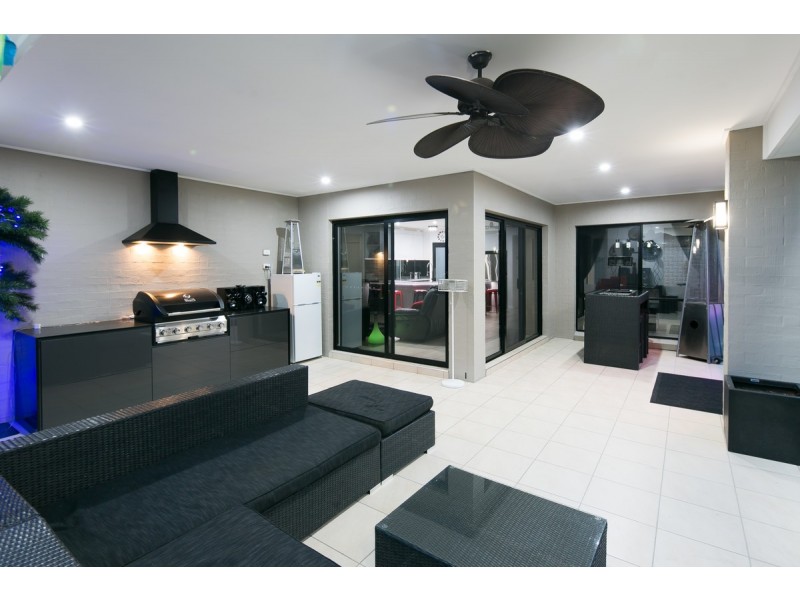 2 Pellita Court, Victoria Point QLD 4165