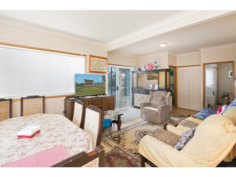 37 Claremont Street, Birkdale QLD 4159