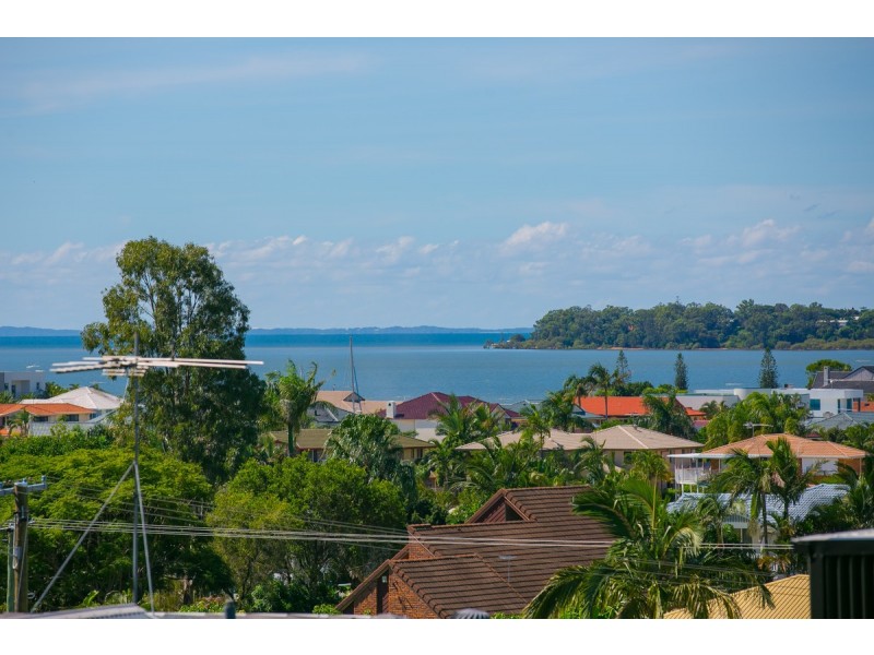 37 Claremont Street, Birkdale QLD 4159