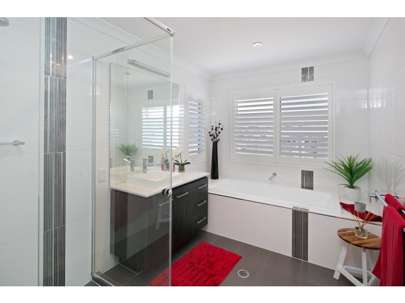 56 Waterville Drive, Thornlands QLD 4164