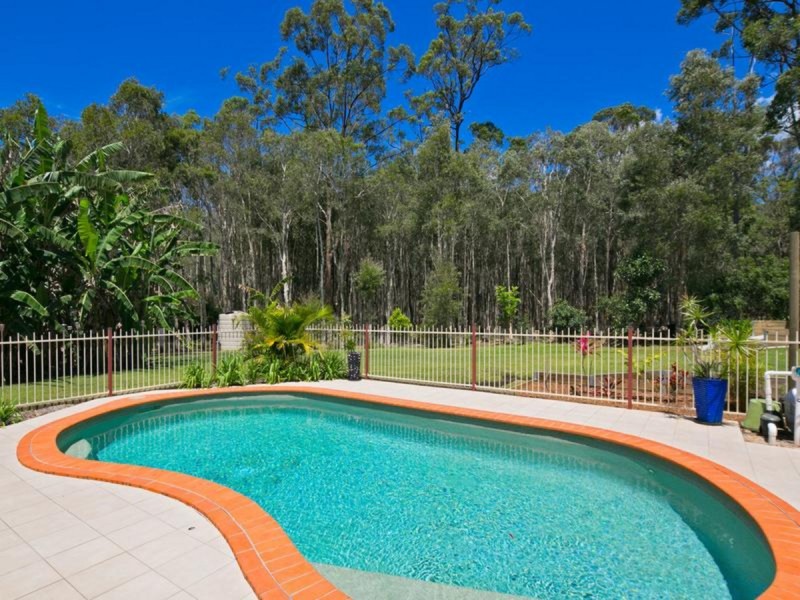 29 Viola Drive, Redland Bay QLD 4165