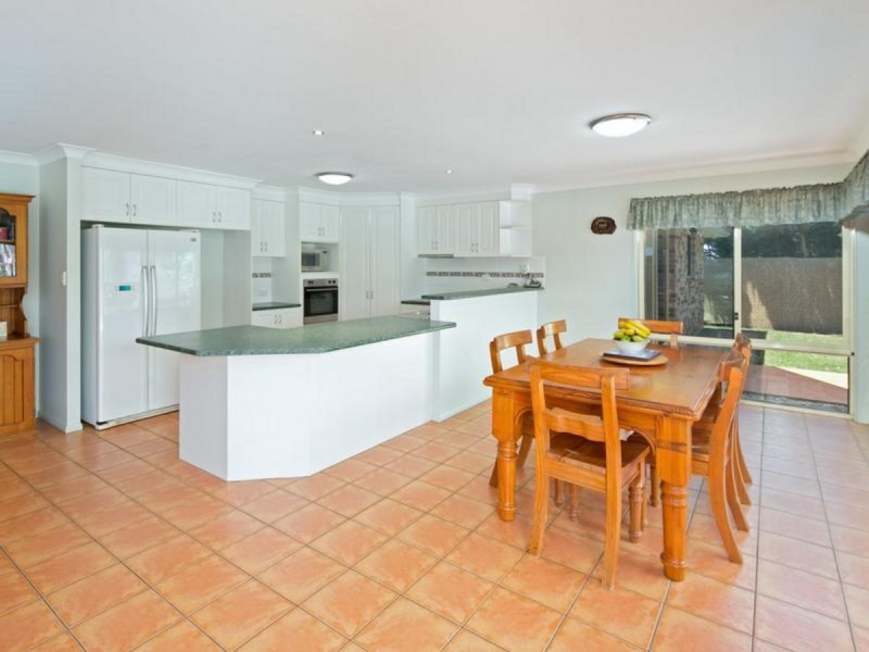 29 Viola Drive, Redland Bay QLD 4165