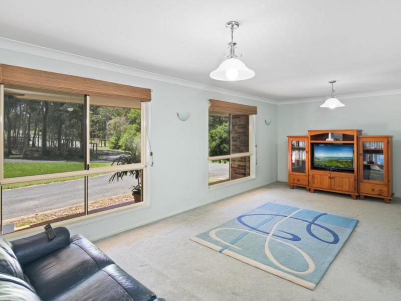 29 Viola Drive, Redland Bay QLD 4165