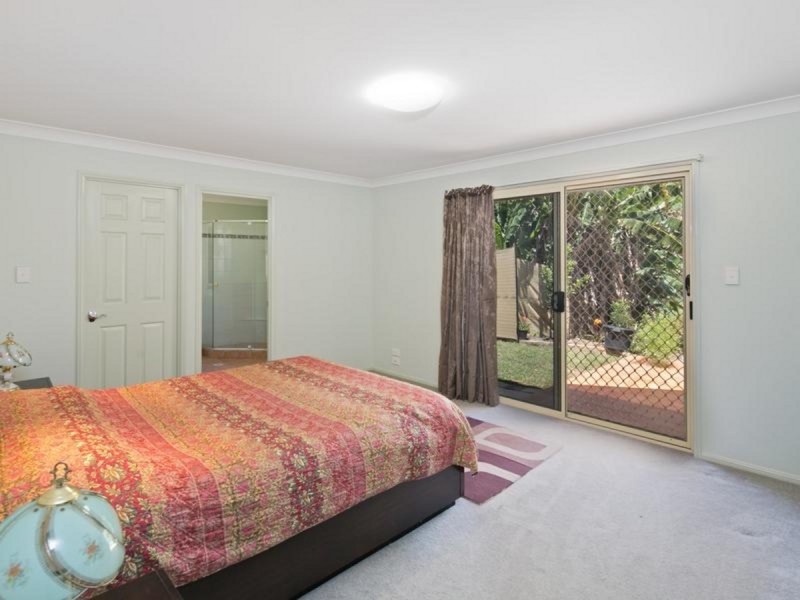 29 Viola Drive, Redland Bay QLD 4165