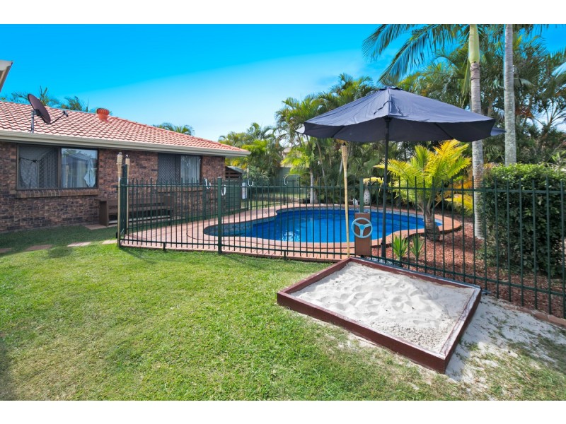 65 Riesling Street, Thornlands QLD 4164