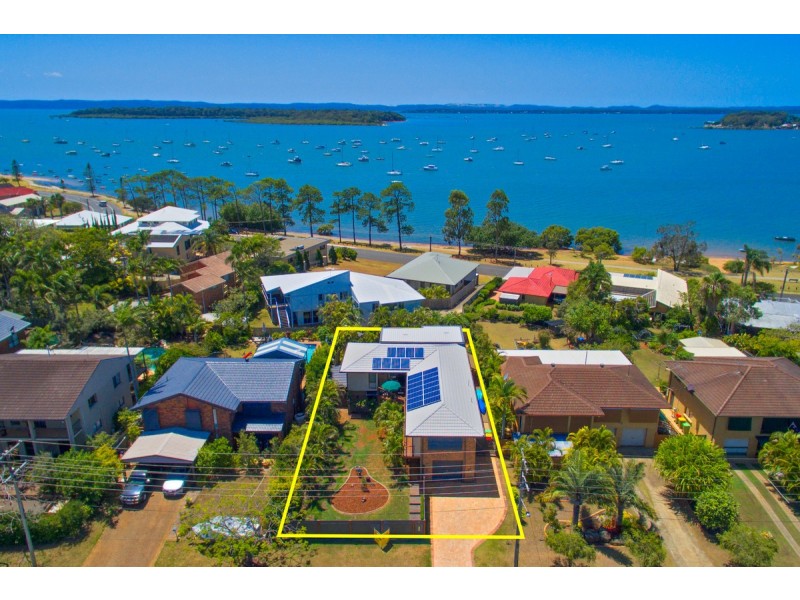 12 Macadamia Street, Victoria Point QLD 4165