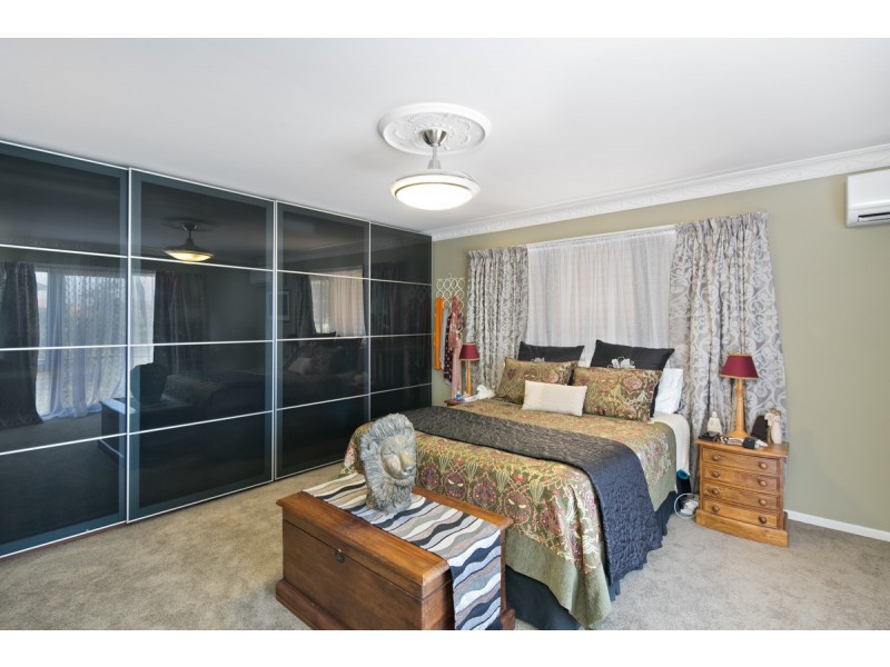 12 Macadamia Street, Victoria Point QLD 4165