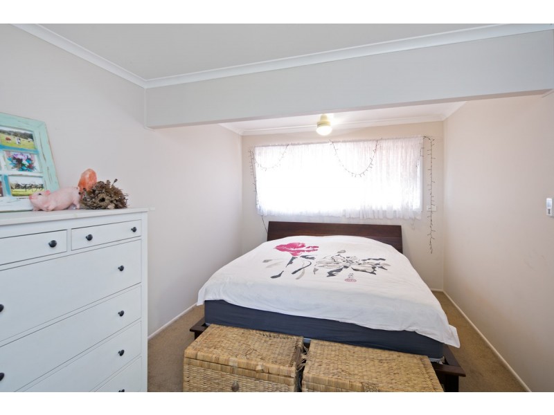 12 Macadamia Street, Victoria Point QLD 4165