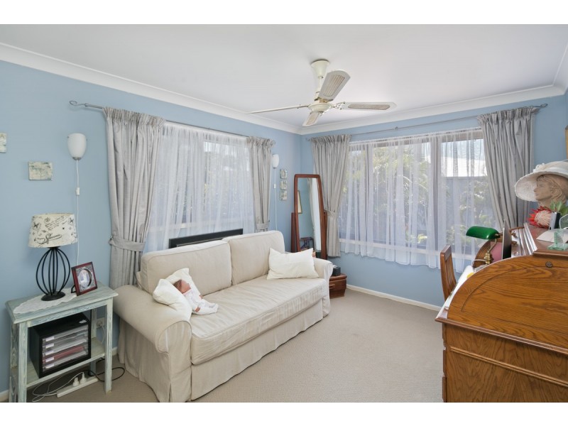 12 Macadamia Street, Victoria Point QLD 4165