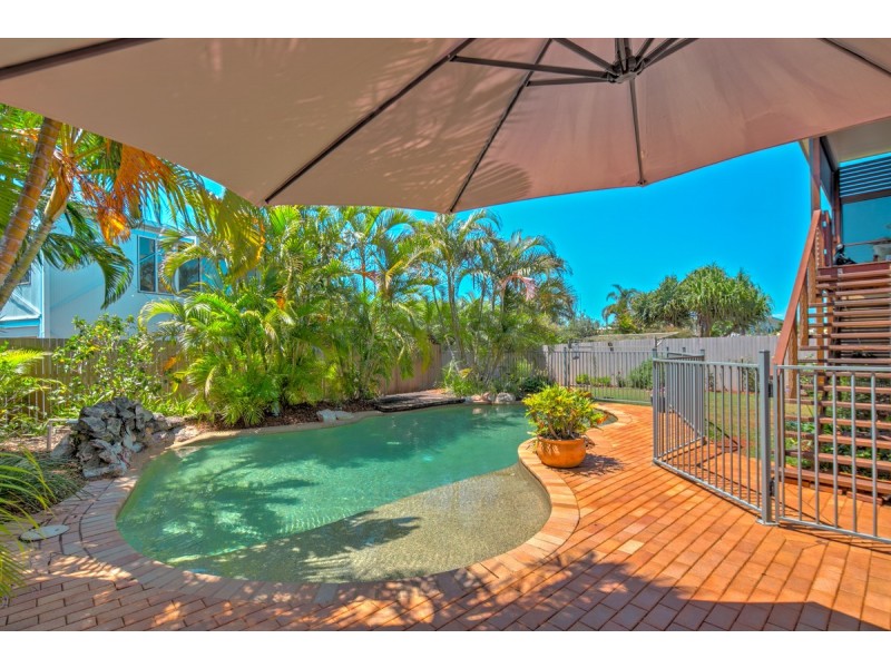 12 Macadamia Street, Victoria Point QLD 4165