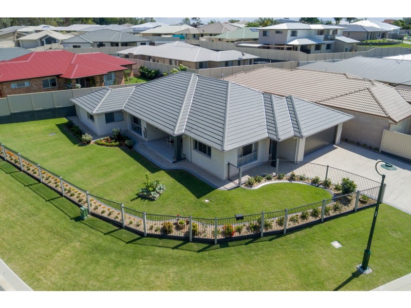 7 Prospect Crescent, Victoria Point QLD 4165