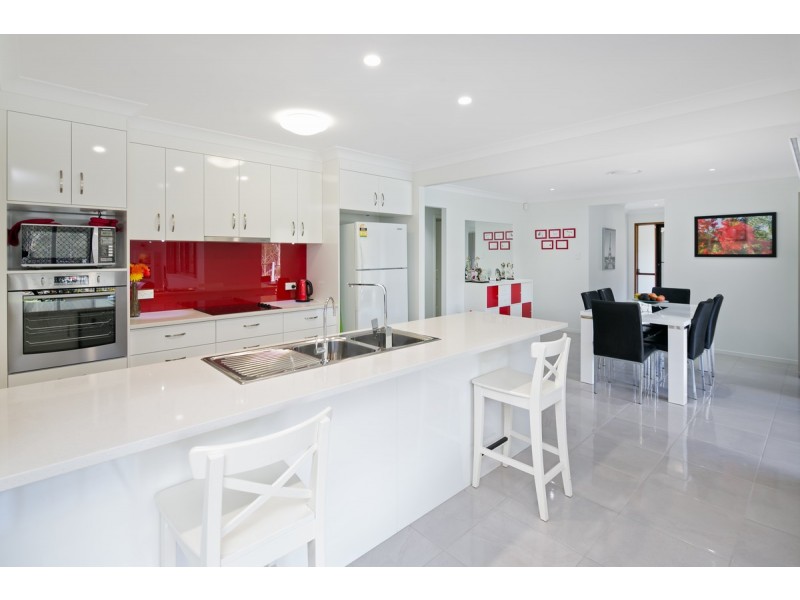 7 Prospect Crescent, Victoria Point QLD 4165
