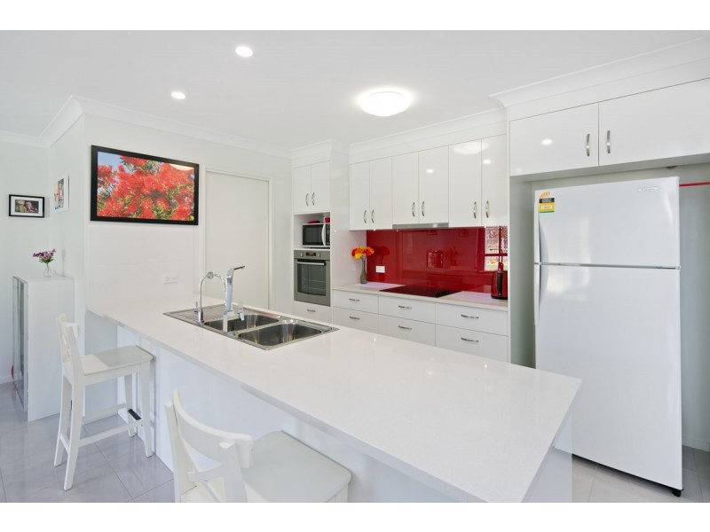 7 Prospect Crescent, Victoria Point QLD 4165