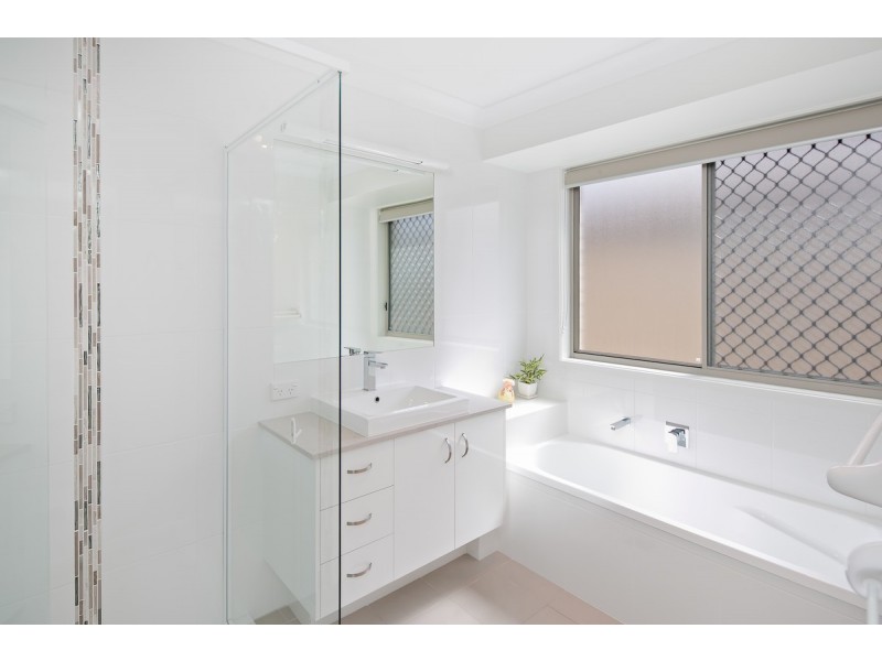 7 Prospect Crescent, Victoria Point QLD 4165
