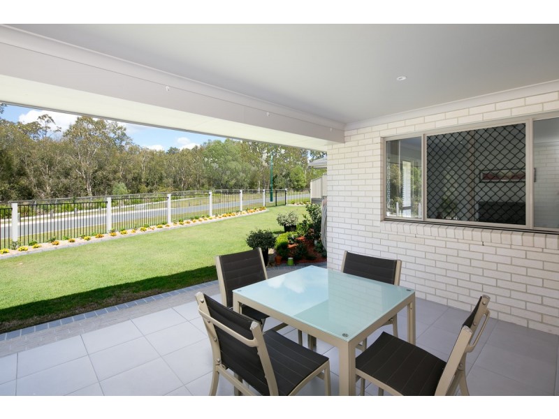 7 Prospect Crescent, Victoria Point QLD 4165
