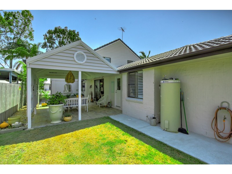 17 Thompson Street, Victoria Point QLD 4165