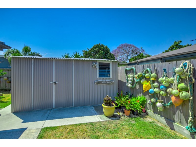 17 Thompson Street, Victoria Point QLD 4165