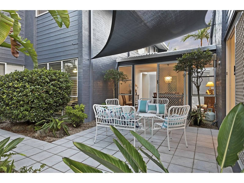 5 Captains Court, Raby Bay QLD 4163