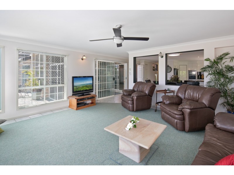 10 Ivory Lane, Ormiston QLD 4160