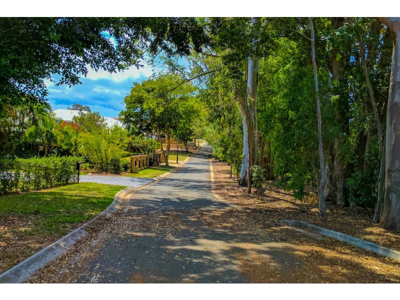 10 Ivory Lane, Ormiston QLD 4160