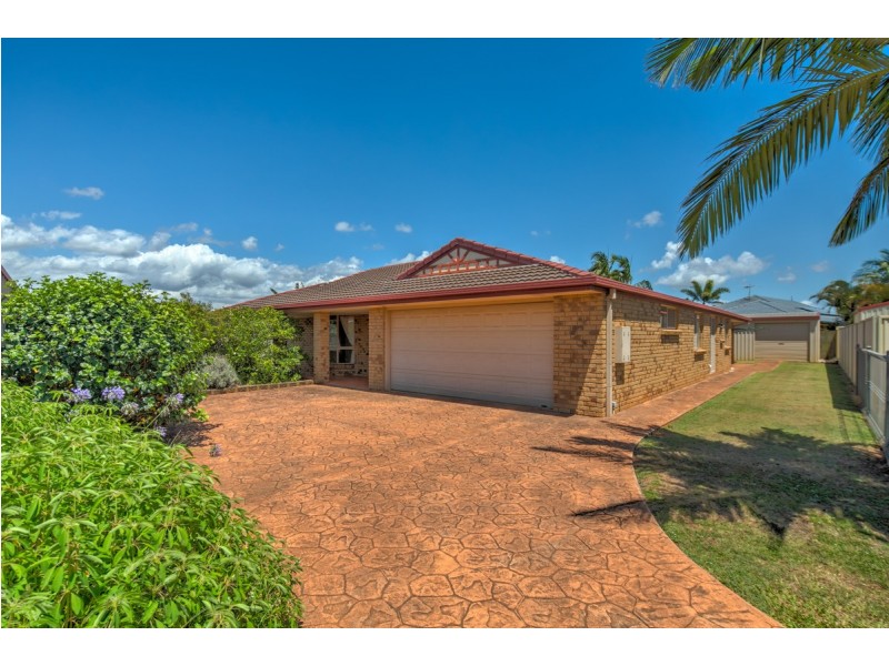 7 Vicki Place, Victoria Point QLD 4165