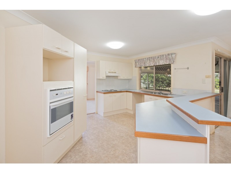 7 Vicki Place, Victoria Point QLD 4165