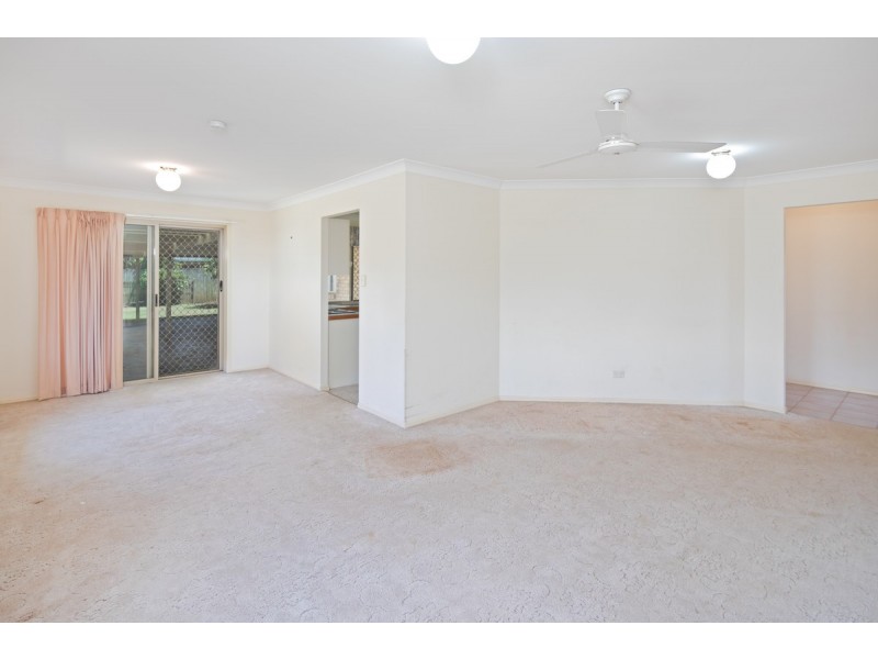 7 Vicki Place, Victoria Point QLD 4165