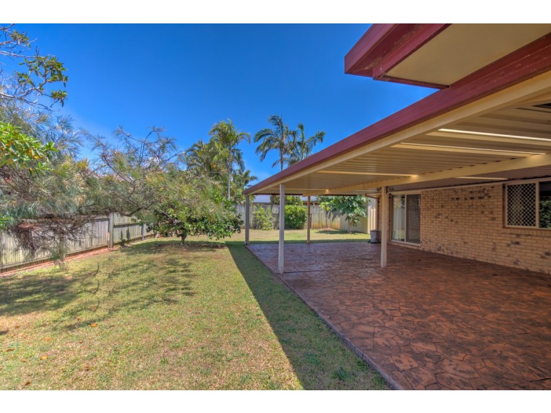7 Vicki Place, Victoria Point QLD 4165