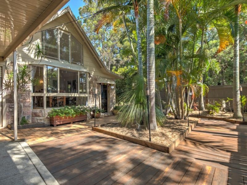 18 Moonah Street, Coochiemudlo Island QLD 4184