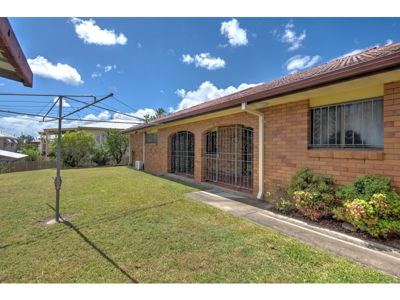 94 Perth Street, Camp Hill QLD 4152